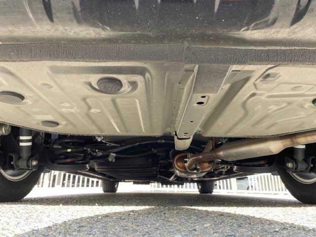 ヴォクシー ハイブリッドＺＳ　煌ＩＩＩ　ワンオーナー　純正９インチＳＤナビ【ＮＳＺＴ－Ｙ６８Ｔ】　ＤＴＶ／ＳＤ／ＣＤ／ＤＶＤ／ＲＥＣ／ＢＴ　バックカメラ　ＥＴＣ２．０　両側パワースライドドア　前後ドラレコ　純正１６インチアルミ（41枚目）