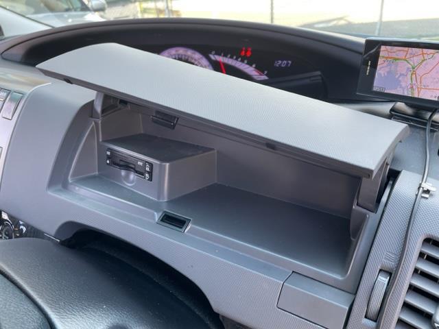 エスティマ アエラス　レザーパッケージ　純正ＨＤＤナビ　ＤＴＶ／ＣＤ／ＤＶＤ／ＡＵＸ／ＭＳＶ　フロント／バックカメラ　レザーシート　Ｄ席パワーシート　前席シートヒーター　両側パワースライドドア　ドライブレコーダー　クルーズコントロール（7枚目）