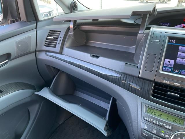 エスティマ アエラス　レザーパッケージ　純正ＨＤＤナビ　ＤＴＶ／ＣＤ／ＤＶＤ／ＡＵＸ／ＭＳＶ　フロント／バックカメラ　レザーシート　Ｄ席パワーシート　前席シートヒーター　両側パワースライドドア　ドライブレコーダー　クルーズコントロール（16枚目）