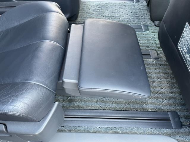 エスティマ アエラス　レザーパッケージ　純正ＨＤＤナビ　ＤＴＶ／ＣＤ／ＤＶＤ／ＡＵＸ／ＭＳＶ　フロント／バックカメラ　レザーシート　Ｄ席パワーシート　前席シートヒーター　両側パワースライドドア　ドライブレコーダー　クルーズコントロール（24枚目）