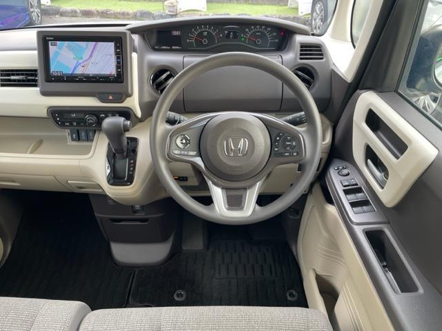 N-BOX G・Lホンダセンシング ワンオーナー 純正SDナビ DTV/CD/DVD/SD/BT バックカメラ ホンダセンシング ビルトインETC 左側パワースライドドア ドライブレコーダー クルーズコントロール スマートキー(2枚目)
