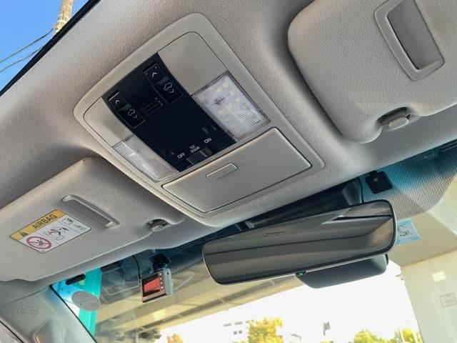 ランドクルーザープラド ＴＸ　Ｌパッケージ　ワンオーナー　モデリスタフロントスポイラー　純正ＳＤナビ　フルセグＴＶ／ＳＤ／ＣＤ／ＤＶＤ／ＳＤＲＥＣ／ＢＴ　バックカメラ　ムーンルーフ　ルーフレール　黒革シート　ビルトインＥＴＣ２．０（6枚目）