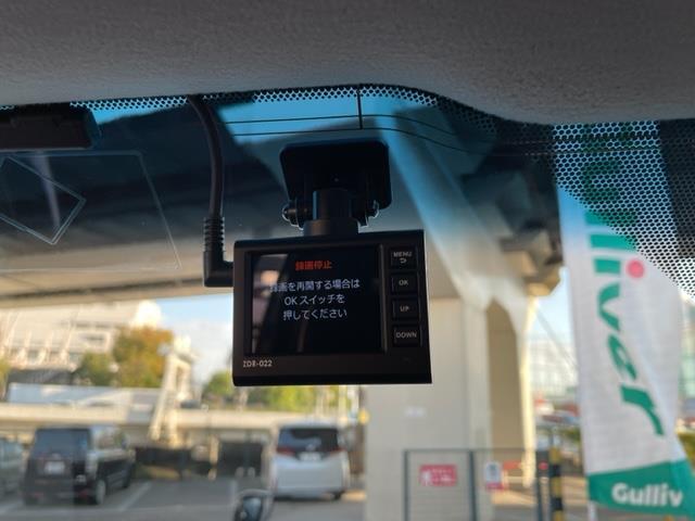 ランドクルーザープラド ＴＸ　Ｌパッケージ　ワンオーナー　モデリスタフロントスポイラー　純正ＳＤナビ　フルセグＴＶ／ＳＤ／ＣＤ／ＤＶＤ／ＳＤＲＥＣ／ＢＴ　バックカメラ　ムーンルーフ　ルーフレール　黒革シート　ビルトインＥＴＣ２．０（7枚目）