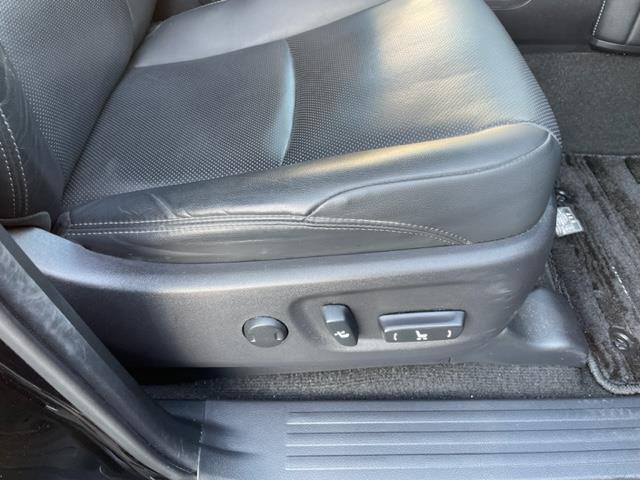 ランドクルーザープラド ＴＸ　Ｌパッケージ　ワンオーナー　モデリスタフロントスポイラー　純正ＳＤナビ　フルセグＴＶ／ＳＤ／ＣＤ／ＤＶＤ／ＳＤＲＥＣ／ＢＴ　バックカメラ　ムーンルーフ　ルーフレール　黒革シート　ビルトインＥＴＣ２．０（20枚目）