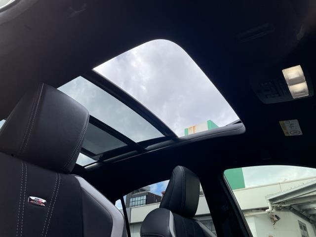 ハリアー エレガンス　ＧＲスポーツ　ワンオーナー　社外９インチＳＤナビ【アルパインＸ９Ｚ】　ＤＴＶ／ＳＤ／ＣＤ／ＤＶＤ／ＲＥＣ／ＢＴ　バックカメラ　パノラマルーフ　ハーフレザーシート　ドライブレコーダー（5枚目）