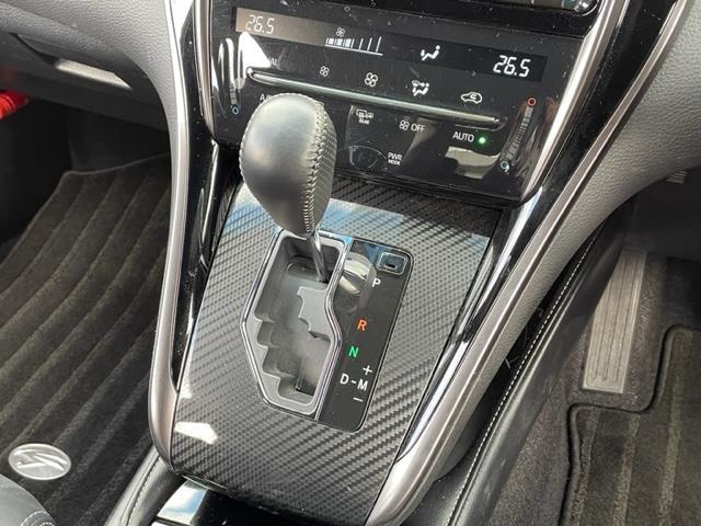 ハリアー エレガンス　ＧＲスポーツ　ワンオーナー　社外９インチＳＤナビ【アルパインＸ９Ｚ】　ＤＴＶ／ＳＤ／ＣＤ／ＤＶＤ／ＲＥＣ／ＢＴ　バックカメラ　パノラマルーフ　ハーフレザーシート　ドライブレコーダー（11枚目）