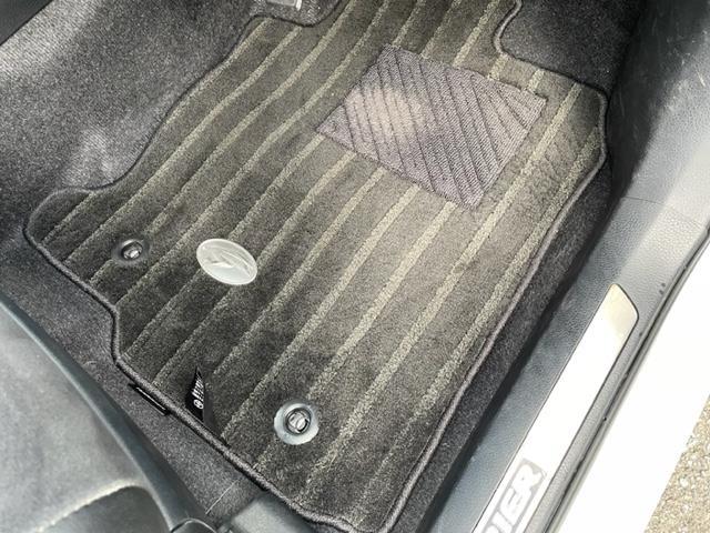 ハリアー エレガンス　ＧＲスポーツ　ワンオーナー　社外９インチＳＤナビ【アルパインＸ９Ｚ】　ＤＴＶ／ＳＤ／ＣＤ／ＤＶＤ／ＲＥＣ／ＢＴ　バックカメラ　パノラマルーフ　ハーフレザーシート　ドライブレコーダー（20枚目）