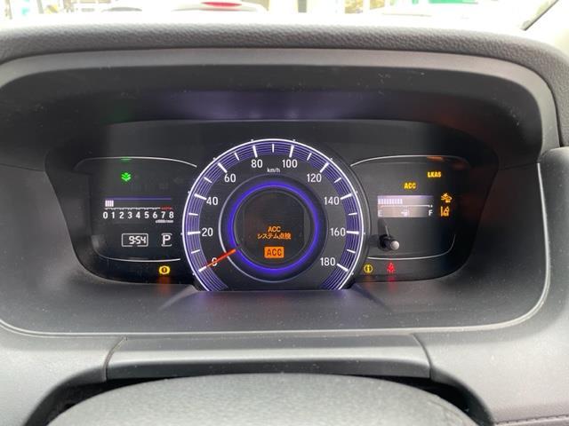 オデッセイ アブソルート・２０ｔｈアニバーサリー　純正インターナビ　ＤＴＶ／ラジオ／ＣＤ／ＤＶＤ／ＢＴ／ＵＳＢ×２／ＨＤＭＩ　バックカメラ　純正フリップダウンモニター【ＶＭ－１５５ＥＮ】　両側パワースライドドア　ビルトインＥＴＣ　ドライブレコーダー（4枚目）