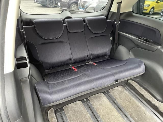 オデッセイ アブソルート・２０ｔｈアニバーサリー　純正インターナビ　ＤＴＶ／ラジオ／ＣＤ／ＤＶＤ／ＢＴ／ＵＳＢ×２／ＨＤＭＩ　バックカメラ　純正フリップダウンモニター【ＶＭ－１５５ＥＮ】　両側パワースライドドア　ビルトインＥＴＣ　ドライブレコーダー（24枚目）