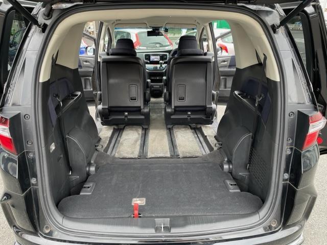 オデッセイ アブソルート・２０ｔｈアニバーサリー　純正インターナビ　ＤＴＶ／ラジオ／ＣＤ／ＤＶＤ／ＢＴ／ＵＳＢ×２／ＨＤＭＩ　バックカメラ　純正フリップダウンモニター【ＶＭ－１５５ＥＮ】　両側パワースライドドア　ビルトインＥＴＣ　ドライブレコーダー（27枚目）