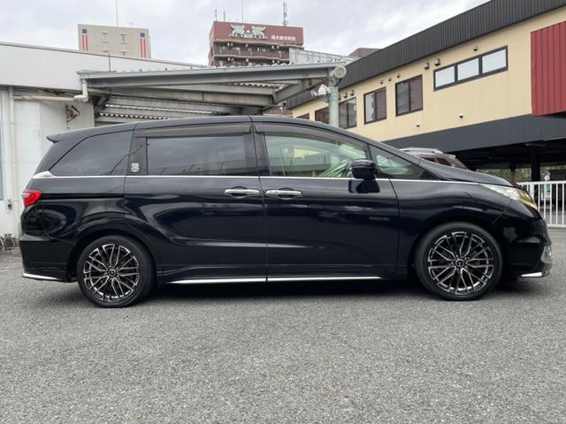 オデッセイ アブソルート・２０ｔｈアニバーサリー　純正インターナビ　ＤＴＶ／ラジオ／ＣＤ／ＤＶＤ／ＢＴ／ＵＳＢ×２／ＨＤＭＩ　バックカメラ　純正フリップダウンモニター【ＶＭ－１５５ＥＮ】　両側パワースライドドア　ビルトインＥＴＣ　ドライブレコーダー（33枚目）