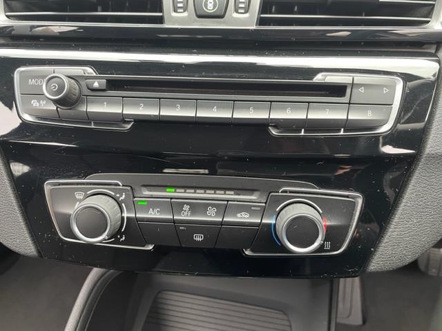 Ｘ１ ｓＤｒｉｖｅ　１８ｉ　純正ナビ　バックカメラ　クリアランスソナー　ＥＴＣ内蔵バックミラー　ドライブレコーダー　オートマチックトランクリッド　インテリジェントセーフティ　純正１７インチＡＷ（10枚目）