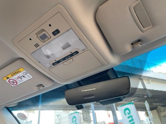 ランドクルーザー ＡＸ　ワンオーナー　純正ナビ　ＤＶＤ／ＣＤ／ＤＶＤ／ＢＲ／ＢＴ　全方位カメラ　クリアランスソナー　ビルトインＥＴＣ２．０　ドライブレコーダー　ブラインドスポットモニター　純正１８インチＡＷ（4枚目）