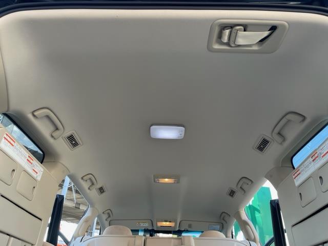 ランドクルーザー ＡＸ　ワンオーナー　純正ナビ　ＤＶＤ／ＣＤ／ＤＶＤ／ＢＲ／ＢＴ　全方位カメラ　クリアランスソナー　ビルトインＥＴＣ２．０　ドライブレコーダー　ブラインドスポットモニター　純正１８インチＡＷ（30枚目）