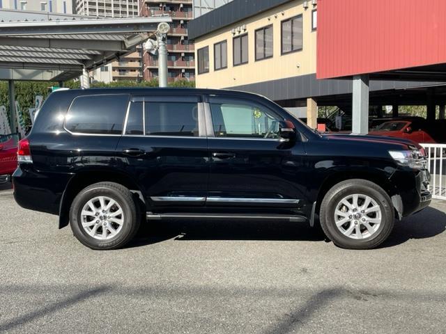 ランドクルーザー ＡＸ　ワンオーナー　純正ナビ　ＤＶＤ／ＣＤ／ＤＶＤ／ＢＲ／ＢＴ　全方位カメラ　クリアランスソナー　ビルトインＥＴＣ２．０　ドライブレコーダー　ブラインドスポットモニター　純正１８インチＡＷ（35枚目）