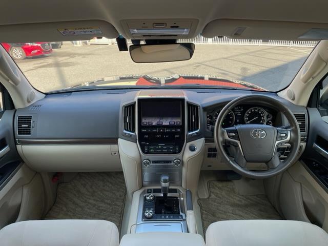 ランドクルーザー ＡＸ　ワンオーナー　純正ナビ　ＤＶＤ／ＣＤ／ＤＶＤ／ＢＲ／ＢＴ　全方位カメラ　クリアランスソナー　ビルトインＥＴＣ２．０　ドライブレコーダー　ブラインドスポットモニター　純正１８インチＡＷ（42枚目）