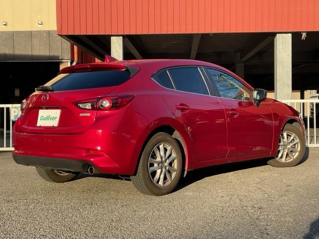 アクセラスポーツ １５Ｓ　プロアクティブ　ワンオーナー　純正ナビ　ＤＴＶ／ＣＤ／ＤＶＤ／ＢＴ　バックカメラ　ヘッドアップディスプレイ　ＥＴＣ　クルーズコントロール　ブラインドスポットモニター　純正１６インチＡＷ　パドルシフト付きステアリング（31枚目）