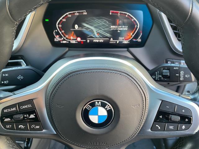 １シリーズ １１８ｄ　Ｍスポーツ　エディションジョイ＋　ワンオーナー　純正ナビ　バックカメラ　クリアランスソナー　ハーフレザーシート　Ｄ席パワーシート　オートマチックトランクリッド　ＥＴＣ内蔵バックミラー　純正１８インチＡＷ　スマートキー×２（3枚目）