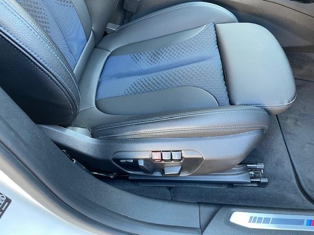 １シリーズ １１８ｄ　Ｍスポーツ　エディションジョイ＋　ワンオーナー　純正ナビ　バックカメラ　クリアランスソナー　ハーフレザーシート　Ｄ席パワーシート　オートマチックトランクリッド　ＥＴＣ内蔵バックミラー　純正１８インチＡＷ　スマートキー×２（21枚目）