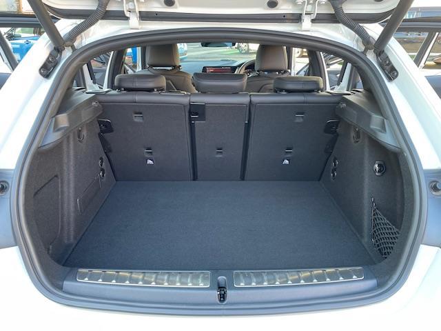 １シリーズ １１８ｄ　Ｍスポーツ　エディションジョイ＋　ワンオーナー　純正ナビ　バックカメラ　クリアランスソナー　ハーフレザーシート　Ｄ席パワーシート　オートマチックトランクリッド　ＥＴＣ内蔵バックミラー　純正１８インチＡＷ　スマートキー×２（26枚目）