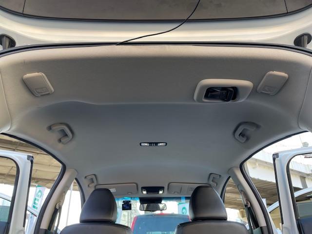 ヴェゼル ハイブリッドＺ　純正インターナビ　ＤＴＶ／ＣＤ／ＤＶＤ／ＵＳＢ／ＨＤＭＩ／ＢＴ　バックカメラ　レザーシート　シートヒーター　シティーブレーキアクティブシステム　ビルトインＥＴＣ　前後ドライブレコーダー　スマートキー（28枚目）