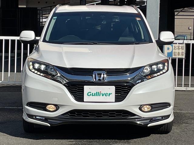 ヴェゼル ハイブリッドＺ　純正インターナビ　ＤＴＶ／ＣＤ／ＤＶＤ／ＵＳＢ／ＨＤＭＩ／ＢＴ　バックカメラ　レザーシート　シートヒーター　シティーブレーキアクティブシステム　ビルトインＥＴＣ　前後ドライブレコーダー　スマートキー（29枚目）