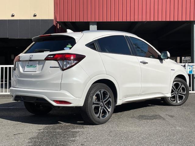 ヴェゼル ハイブリッドＺ　純正インターナビ　ＤＴＶ／ＣＤ／ＤＶＤ／ＵＳＢ／ＨＤＭＩ／ＢＴ　バックカメラ　レザーシート　シートヒーター　シティーブレーキアクティブシステム　ビルトインＥＴＣ　前後ドライブレコーダー　スマートキー（32枚目）