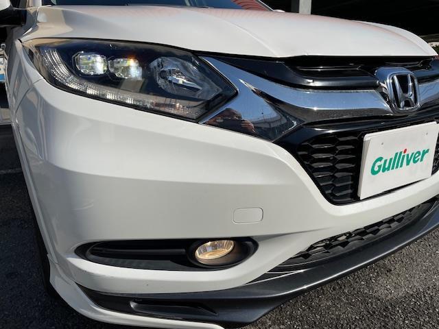 ヴェゼル ハイブリッドＺ　純正インターナビ　ＤＴＶ／ＣＤ／ＤＶＤ／ＵＳＢ／ＨＤＭＩ／ＢＴ　バックカメラ　レザーシート　シートヒーター　シティーブレーキアクティブシステム　ビルトインＥＴＣ　前後ドライブレコーダー　スマートキー（35枚目）