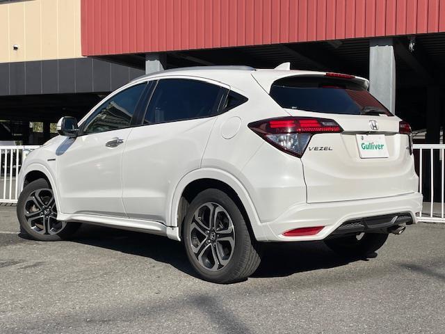 ヴェゼル ハイブリッドＺ　純正インターナビ　ＤＴＶ／ＣＤ／ＤＶＤ／ＵＳＢ／ＨＤＭＩ／ＢＴ　バックカメラ　レザーシート　シートヒーター　シティーブレーキアクティブシステム　ビルトインＥＴＣ　前後ドライブレコーダー　スマートキー（43枚目）