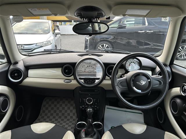 ＭＩＮＩ クーパー　純正オーディオ／ＥＴＣ（3枚目）