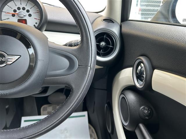 ＭＩＮＩ クーパー　純正オーディオ／ＥＴＣ（8枚目）