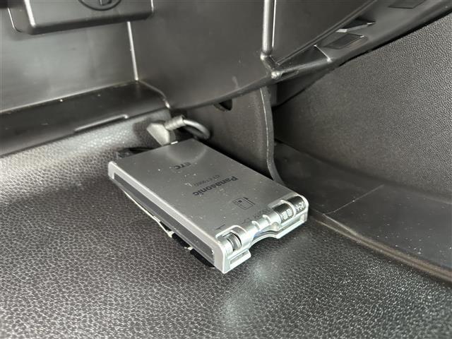 ＭＩＮＩ クーパー　純正オーディオ／ＥＴＣ（23枚目）