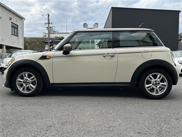 ＭＩＮＩ クーパー　純正オーディオ／ＥＴＣ（28枚目）