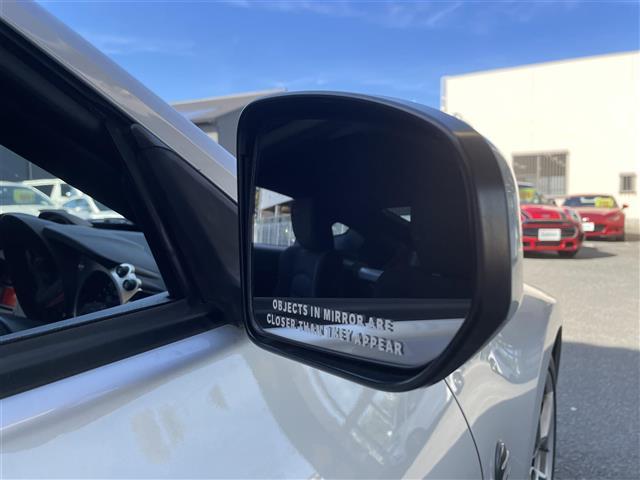 フェアレディＺ ベースグレード　Ｓｔｒａｄａナビ／デジタルインナーミラー／ＥＴＣ（22枚目）