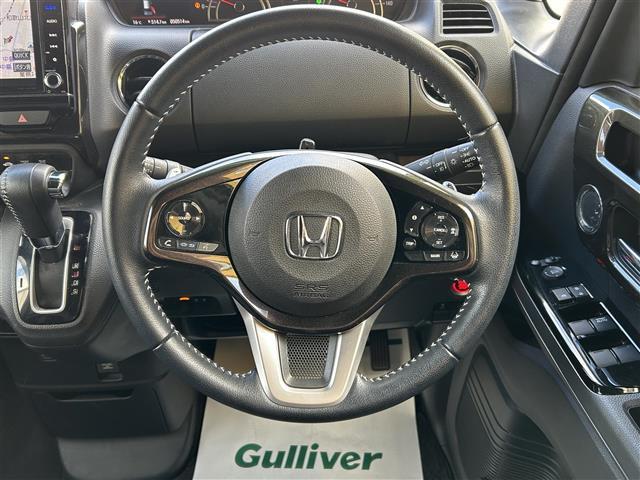 N-BOXカスタム G・Lターボホンダセンシング 両側パワースライドドア/バックカメラ(5枚目)