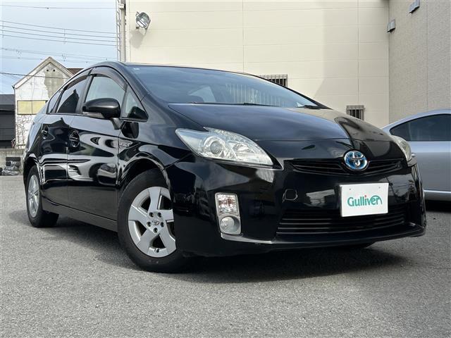 プリウス Ｓ　ディーラー純正ナビ／ＥＴＣ（2枚目）