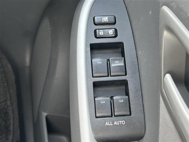 プリウス Ｓ　ディーラー純正ナビ／ＥＴＣ（6枚目）