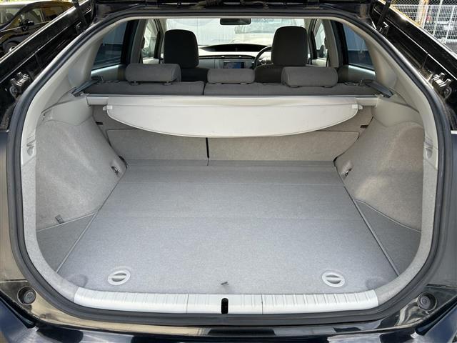 プリウス Ｓ　ディーラー純正ナビ／ＥＴＣ（30枚目）