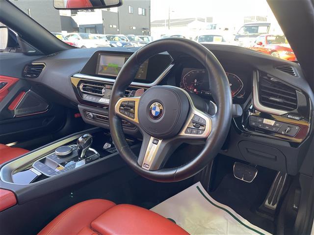 Ｚ４ ｓＤｒｉｖｅ２０ｉ　Ｍスポーツ　ソフトトップ／パドルシフト／革巻ハンドル（3枚目）
