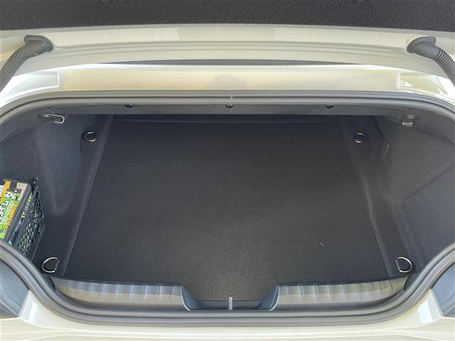 Ｚ４ ｓＤｒｉｖｅ２０ｉ　Ｍスポーツ　ソフトトップ／パドルシフト／革巻ハンドル（17枚目）