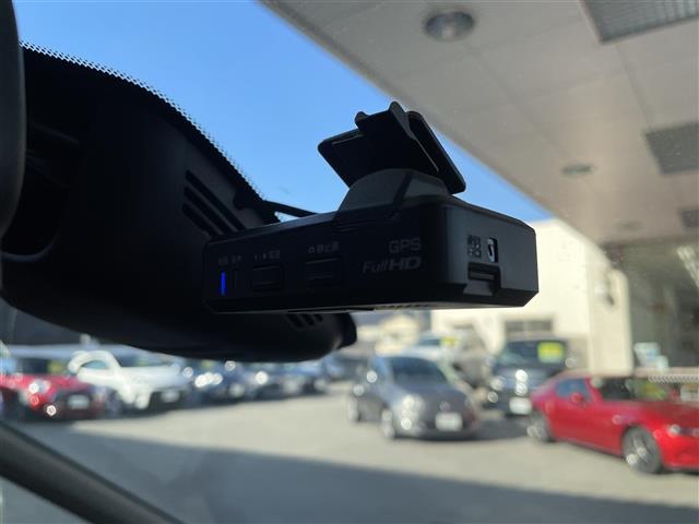 セレナ ハイウェイスター Vセレクション ワンオーナー/全周囲カメラ/2トーン(16枚目)