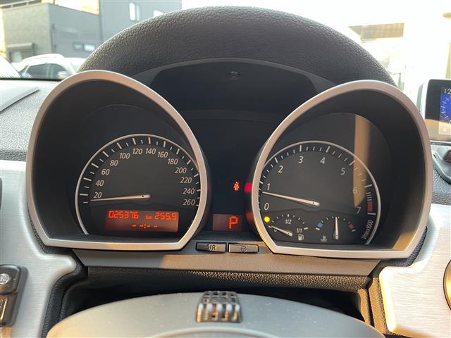 Z4 ロードスター2.5i 赤レザーシート/社外18インチアルミ/社外マフラー(8枚目)