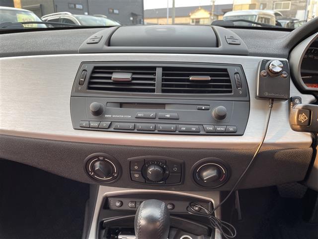 Z4 ロードスター2.5i 赤レザーシート/社外18インチアルミ/社外マフラー(9枚目)