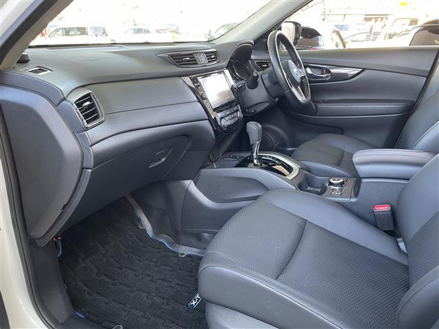 エクストレイル ２０Ｘｉ　ハイブリッド　プロパイロット／サンルーフ／全方位カメラ／全席シートヒーター（24枚目）