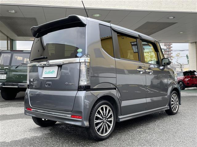 Ｎ－ＢＯＸカスタム Ｇ　ターボＳＳパッケージ　ＣＴＢＡ／純正ナビ／ＢＴ／Ｂカメラ／両側電動（32枚目）