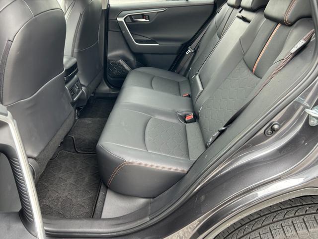 RAV4 アドベンチャー ワンオーナー/モデリスタジャオスフルエアロ/メーカーナビ/バックカメラ/デジタルインナーミラー/ステアリングヒーター/ETC(31枚目)