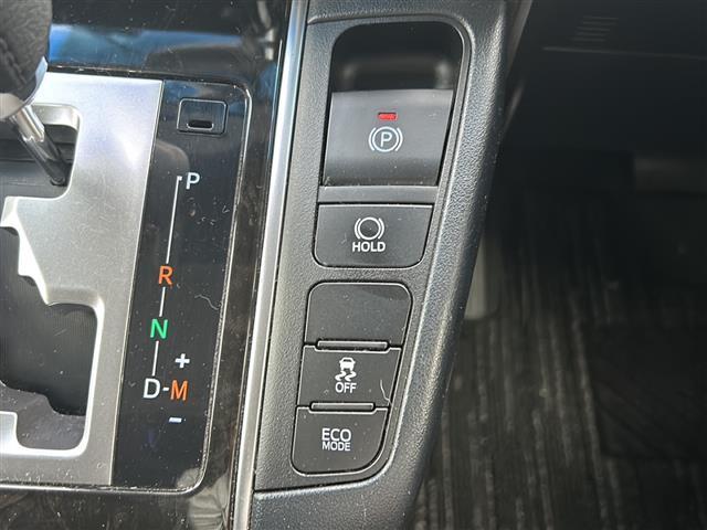 アルファード ２．５Ｓ　ＡＬＰＩＮＥナビ／フリップダウンモニター／バックカメラ／両側パワースライドドア／シートカバー／バックカメラ／クリアランスソナー／ドライブレコーダー／ＥＴＣ（10枚目）