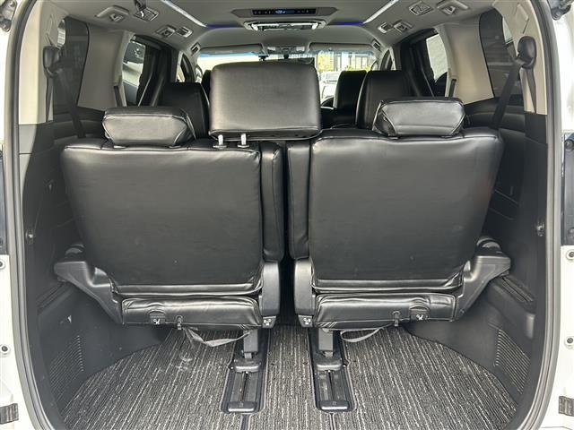 アルファード ２．５Ｓ　ＡＬＰＩＮＥナビ／フリップダウンモニター／バックカメラ／両側パワースライドドア／シートカバー／バックカメラ／クリアランスソナー／ドライブレコーダー／ＥＴＣ（23枚目）
