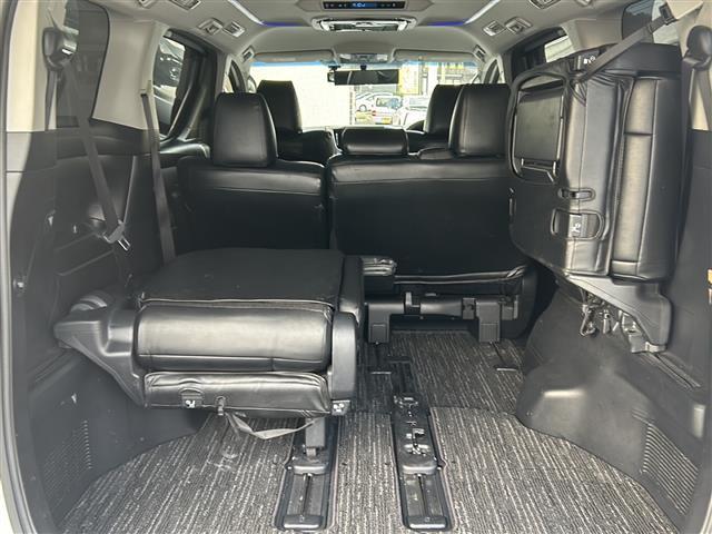 アルファード ２．５Ｓ　ＡＬＰＩＮＥナビ／フリップダウンモニター／バックカメラ／両側パワースライドドア／シートカバー／バックカメラ／クリアランスソナー／ドライブレコーダー／ＥＴＣ（26枚目）