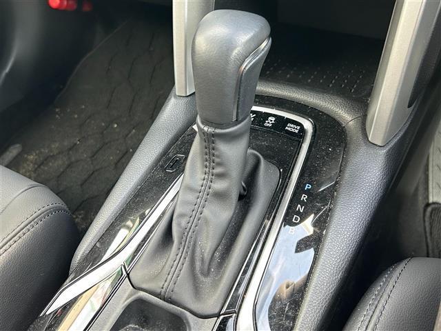 カローラクロス ハイブリッド Z ワンオーナー/フルモデリスタエアロ/全方位カメラ/パーキングサポートブレーキ/ブラインドスポット/シートヒーター/レーダークルーズコントロール/レーンキープアシスト/ETC(11枚目)